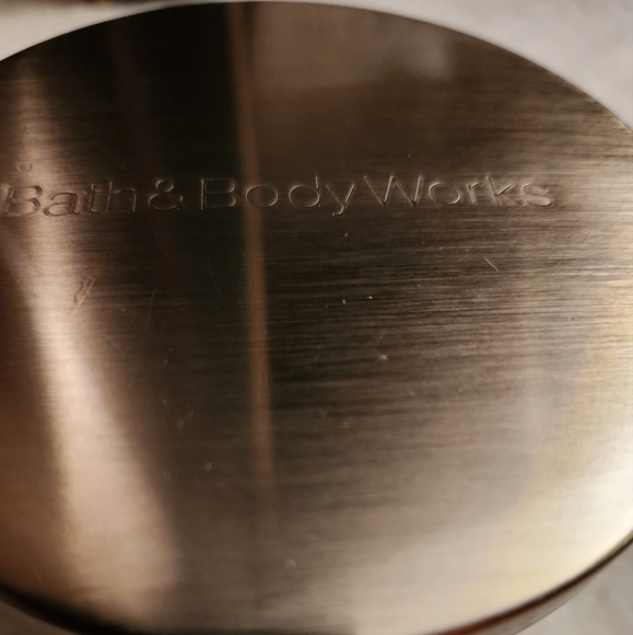 NWT Bath & Body Works 3-wick candle.  LEMON MINT LEAF - Picture 2 of 4